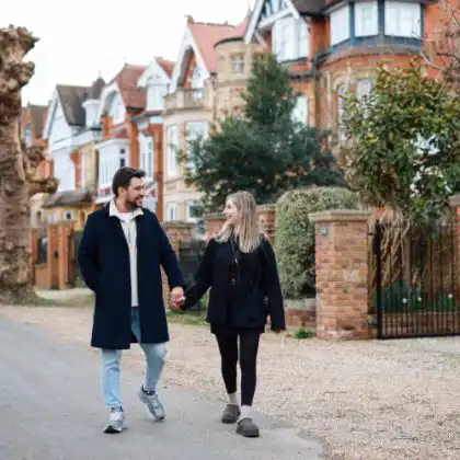 Visto de cônjuge para casal na Inglaterra
