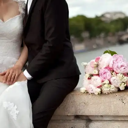 Casal com cidadania francesa por casamento