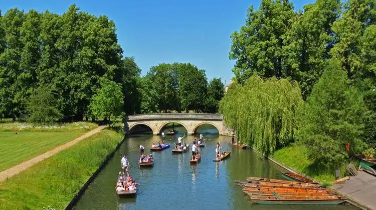 Cambridge é uma das cidades perto de Londres que vale a pena morar