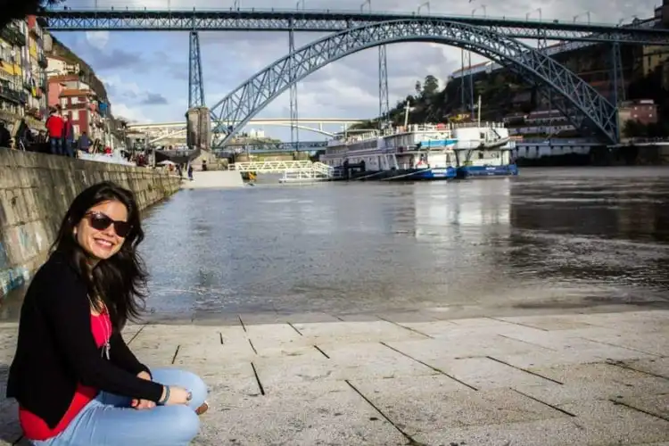 Ana Luiza Fernandes no Porto, Portugal