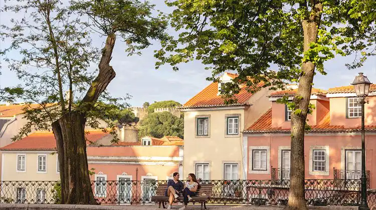 Mulheres com autorização de residência em Portugal