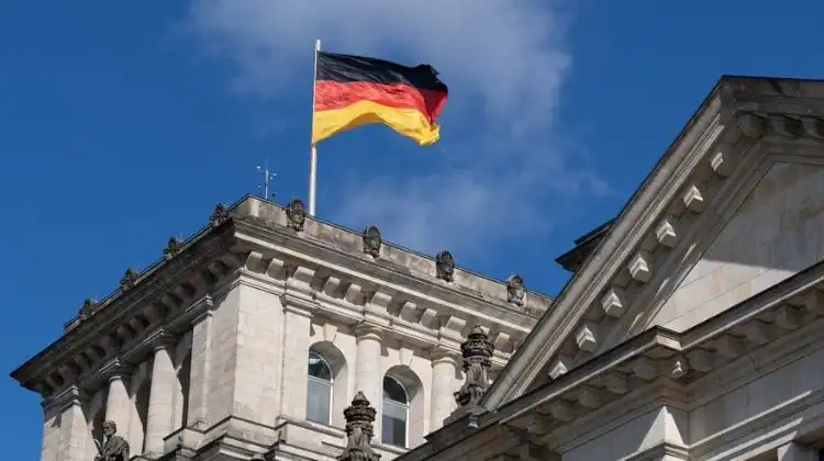 Bandeira da Alemanha no parlamento alemão