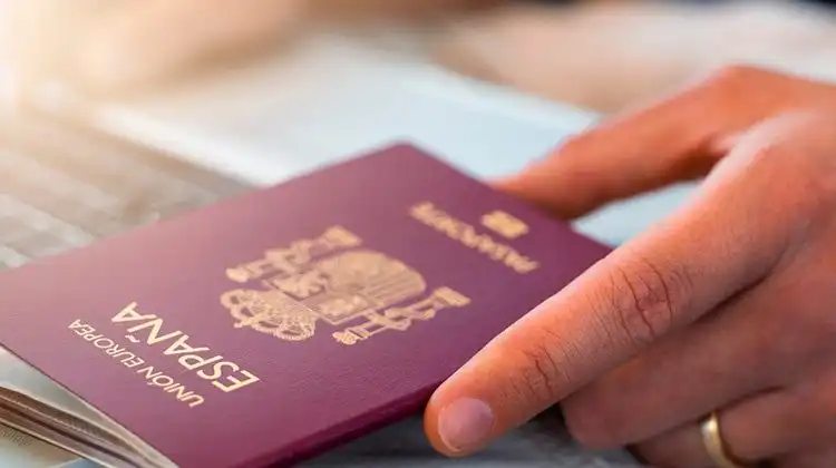 Obter a Cidadania espanhola e o passaporte
