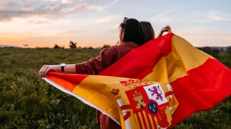 Cidadania espanhola para nascidos na Espanha