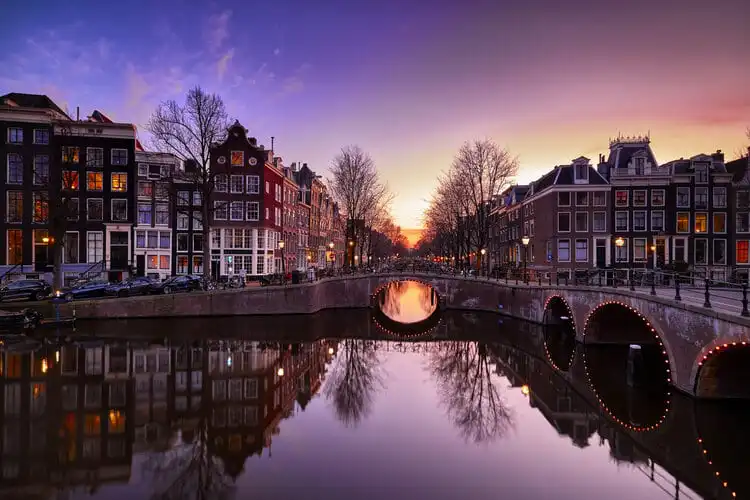 Pôr do sol em Amsterdam