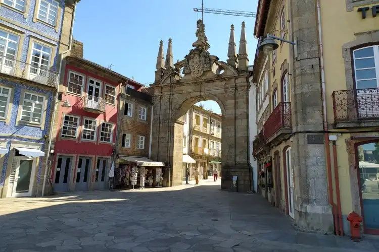 Portão de Braga, Portugal