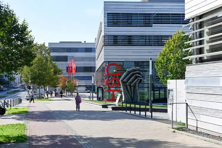 Universidade Hochschule Düsseldorf, na Alemanha