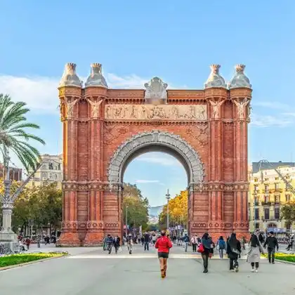 Barcelona uma cidade que levanta curiosidade de brasileiros sobre como morar na Espanha