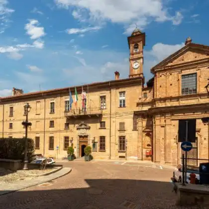 Sede da prefeitura de Saluzzo, na Itália