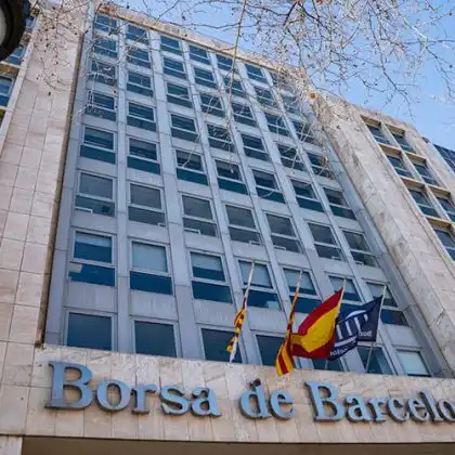 Fachada da Bolsa de Barcelona
