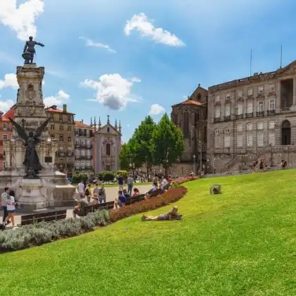 Praça do Palácio da Bolsa, no Porto, Portugal