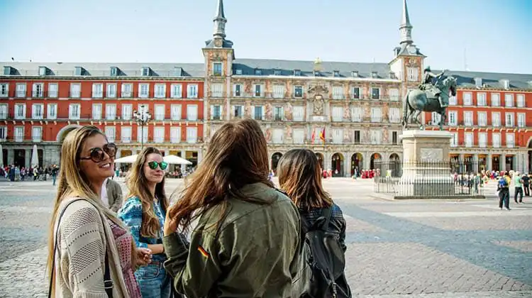 Intercambistas em Madrid, na Espanha