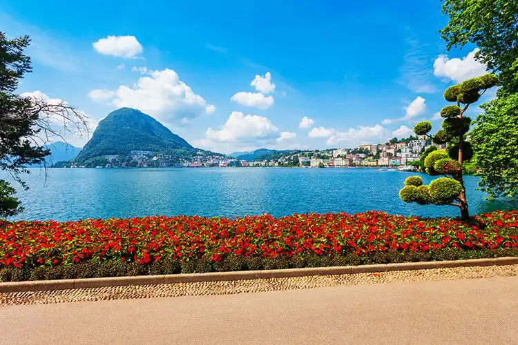 Lago em Lugano, Suíça