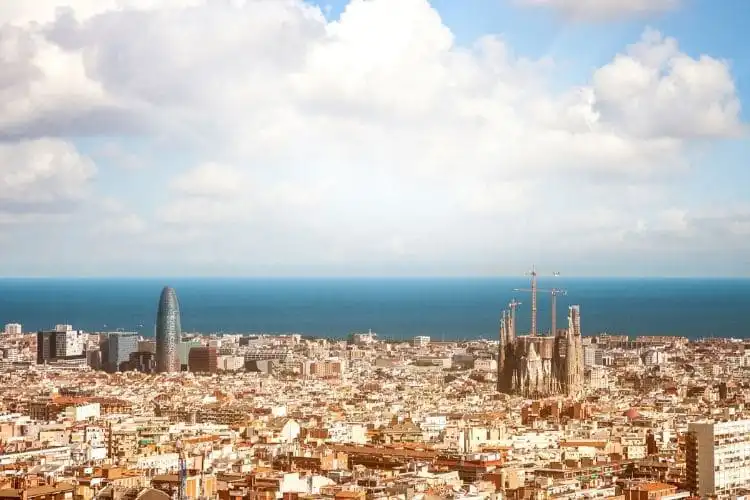 melhores bairros de barcelona mar