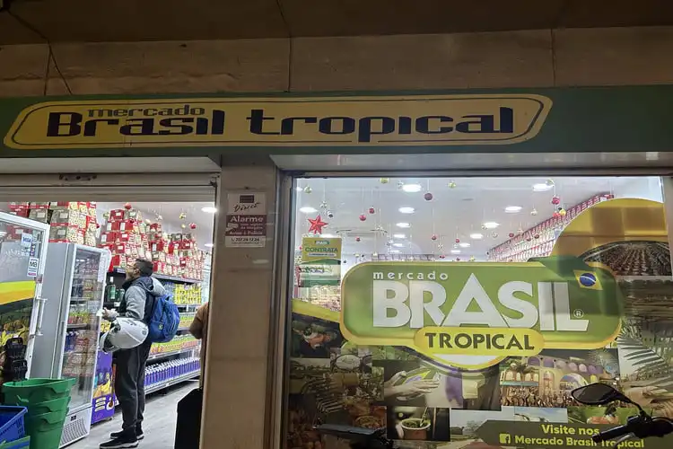 Mercado Brasil Tropical, em Lisboa, Portugal