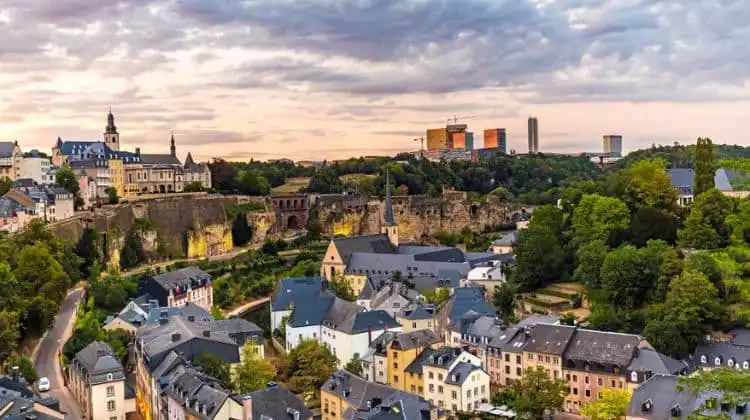 Foto do pôr do sol em Luxemburgo