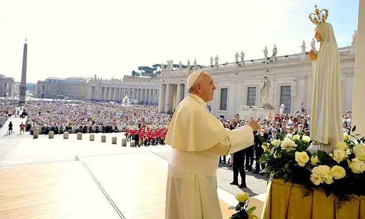 Papa no Santuário de Fátima