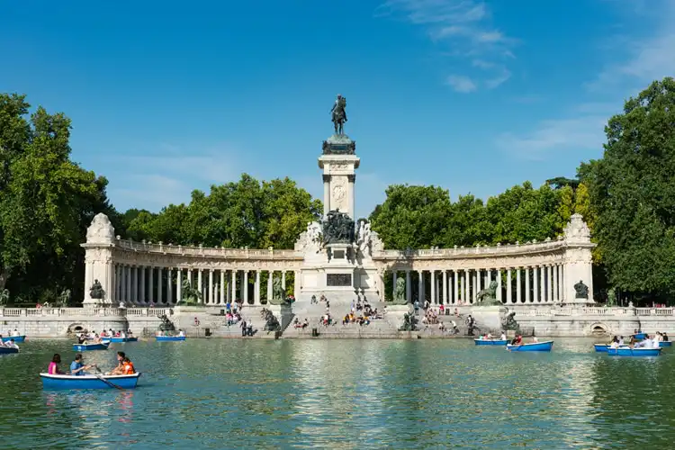 Parque do Retiro - melhores bairros de Madrid