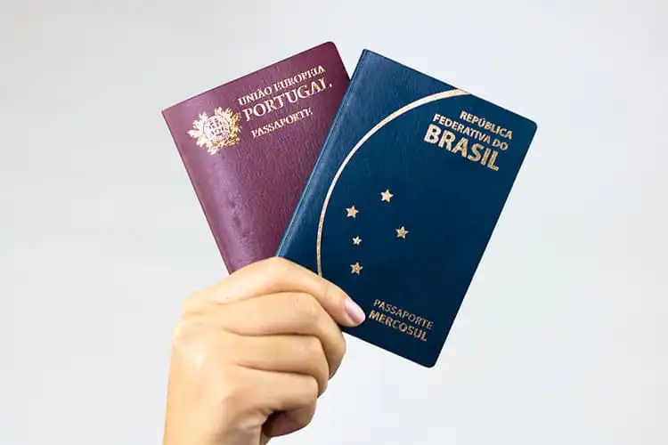 passaporte brasileiro e português