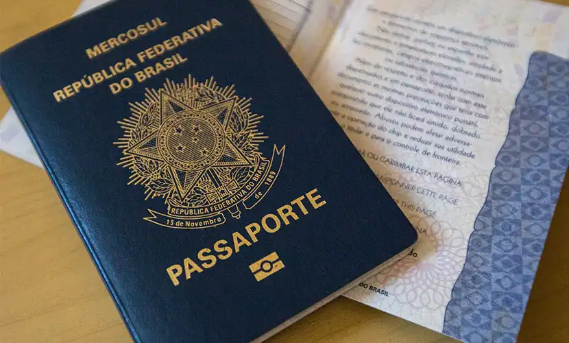 passaporte para apresentar na imigração