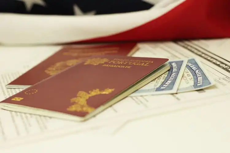 Pedidos de Golden Visa em queda em Portugal passaporte