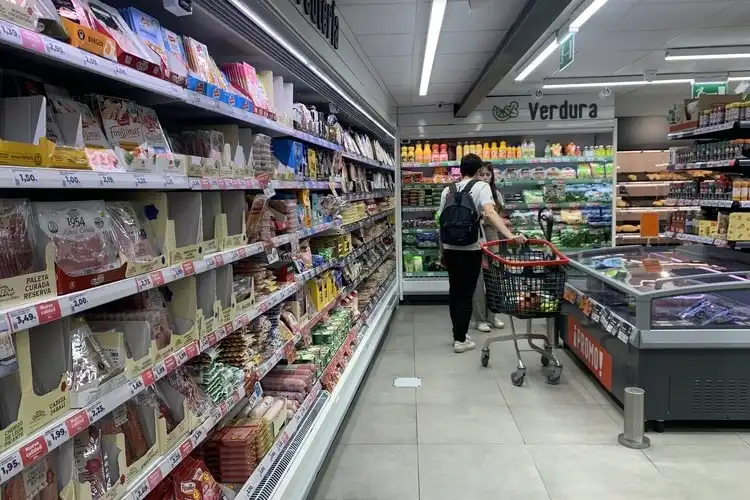 Custo dos alimentos nos mercados em Madrid