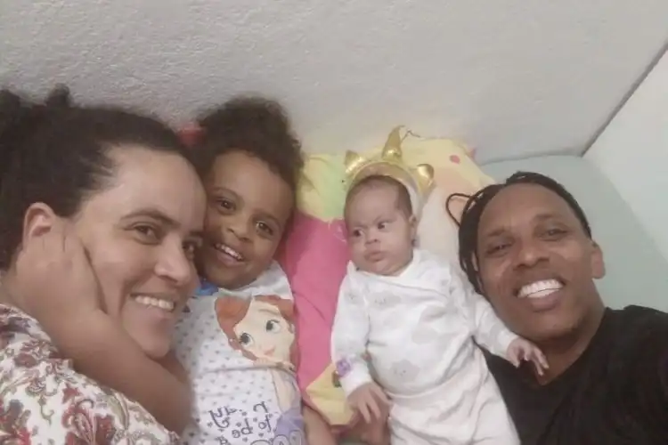 Família de brasileiros em Portugal