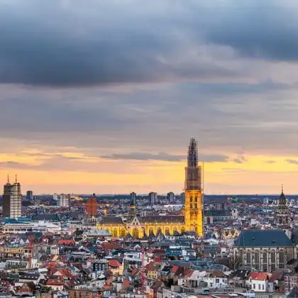Vista de cima da cidade Antuérpia, na Bélgica
