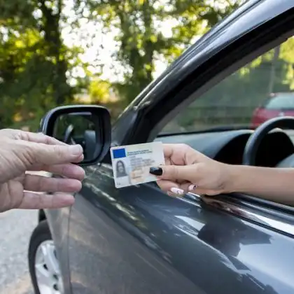 União Europeia quer novas regras para as carteiras de motorista