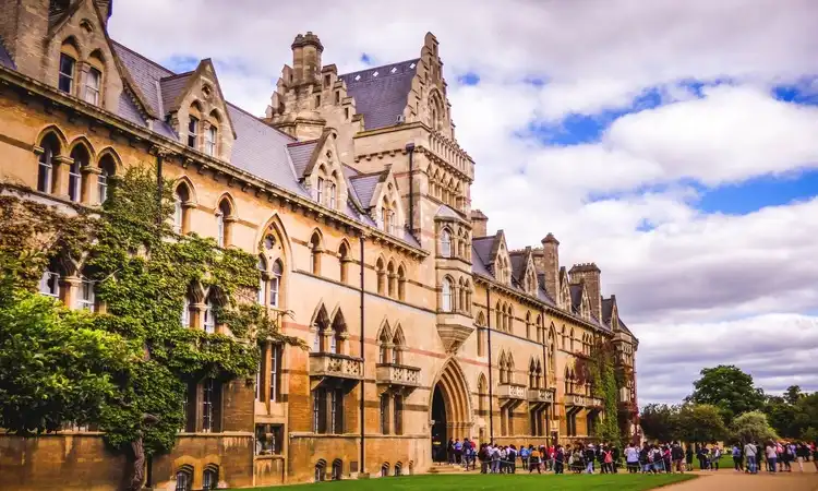 universidade de Oxford fachada