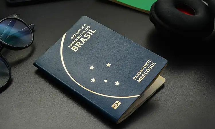 Viajar para Portugal precisa de passaporte e de outros documentos