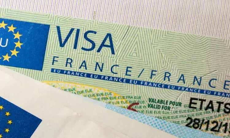 Visto no passaporte frances