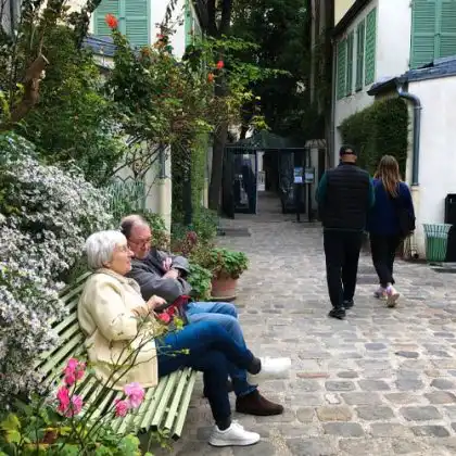 Casal que possui visto para aposentados na França