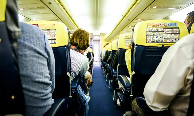 voar com companhia aérea low cost Ryanair