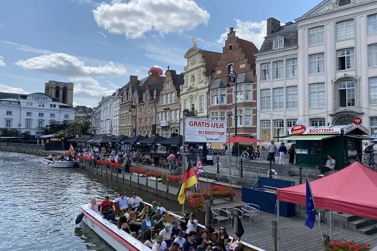 Pequenas cidades são ótimas para morar na Bélgica. 