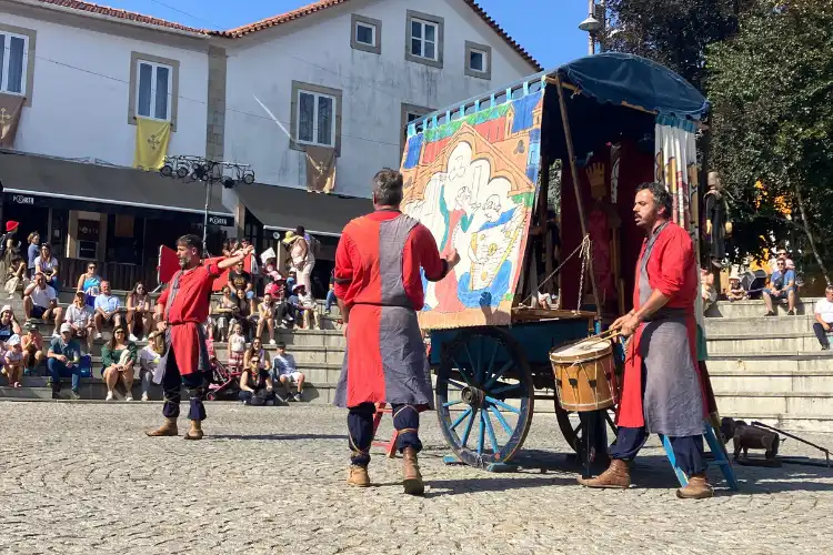 Morar em uma cidade pequena em Portugal também é desfrutar de cultura. 