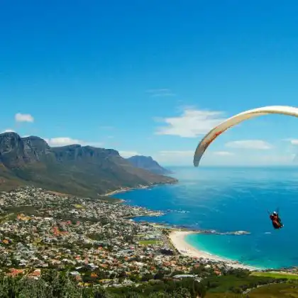 Paraquedista tem seguro viagem para esportes radicais