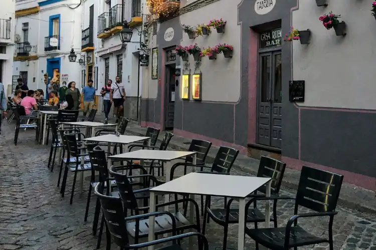 As terraza estão presentes em todas as cidades da Espanha.