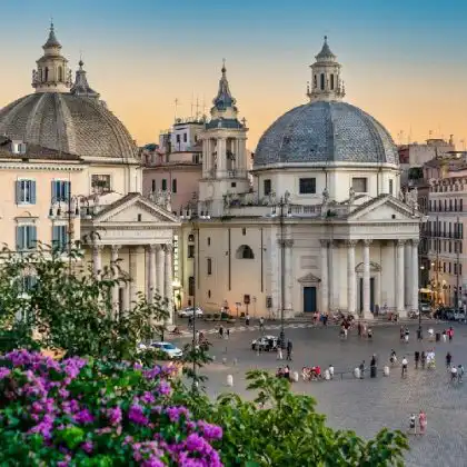 Piazza del Popolo, em Roma, cidade procurada para morar na Itália