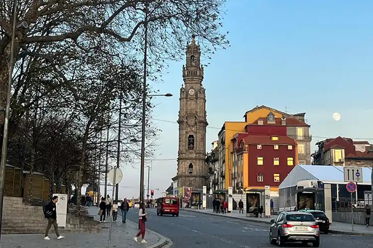 Porto, em Portugal, no começo do outono.