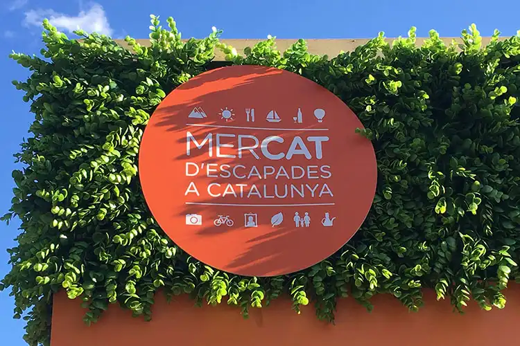 Placa escrita em catalão