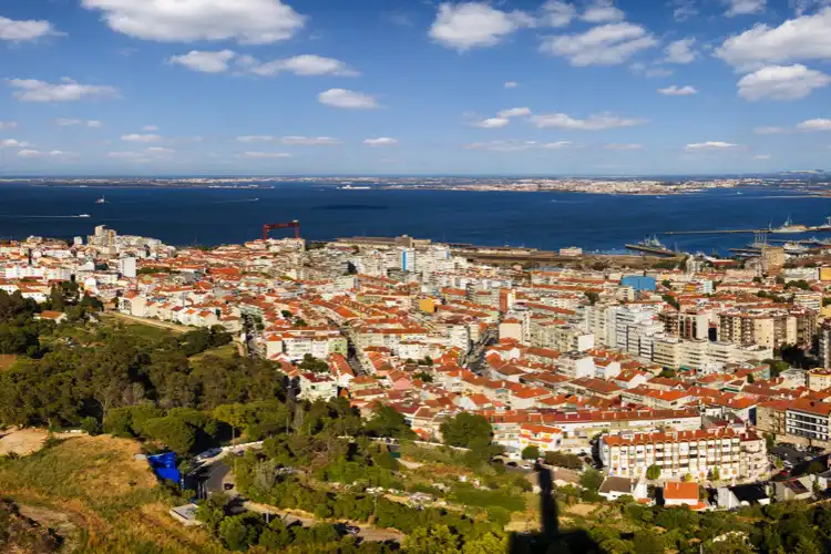 Almada é uma das cidades mais caras de Portugal