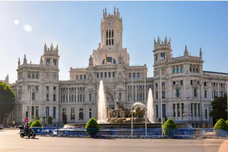 Saiba quanto custa viver em Madrid, capital espanhola
