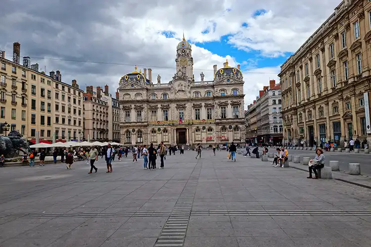 Lyon estás entre as 10 cidades cidades mais caras da França