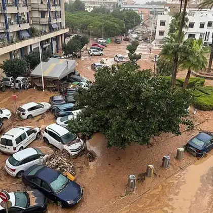 Cidade de Catarroja, em Valência inundada pela enchente