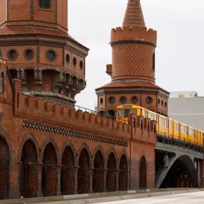 O trem é um dos melhores meios de transporte público na Alemanha