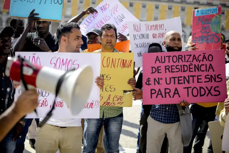 Imigrantes fazem protesto em Portugal