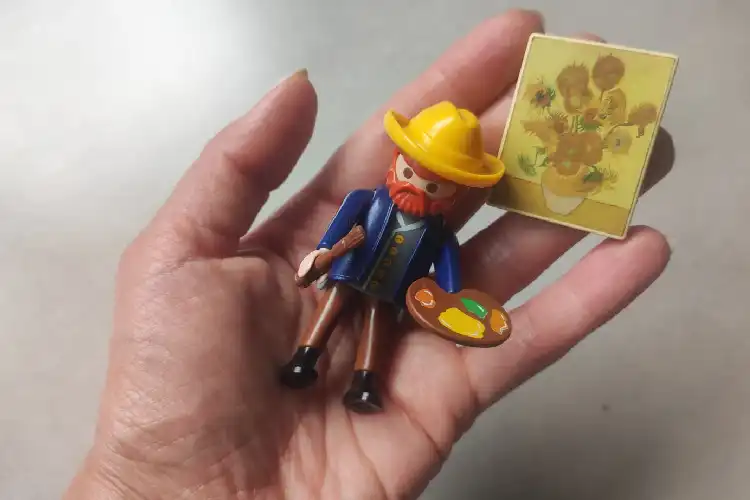 Boneco em plástico de pintor neerlandês.