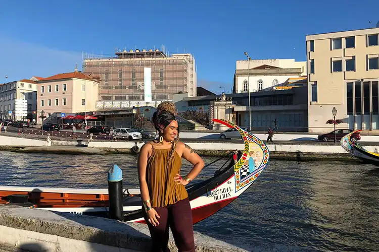 Entrevistada que estudou em Portugal em Aveiro