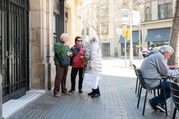 A aposentadoria na Espanha tem caminho facilitado através do visto de residência não lucrativa para brasileiros